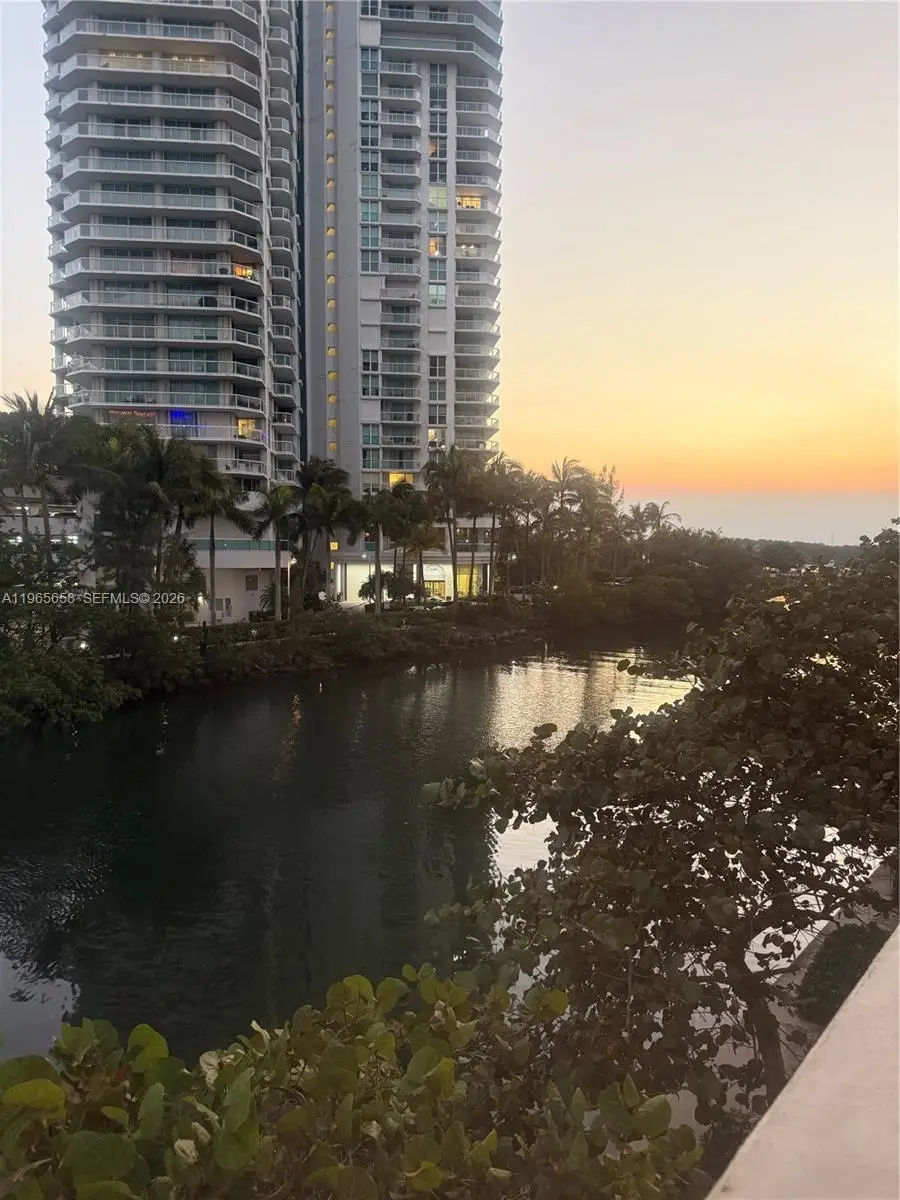 250 Sunny Isles Blvd #TH-207, Sunny Isles Beach, FL 33160 - #2