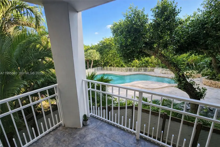 1000 Quayside Ter #408, Miami, FL 33138 - #3