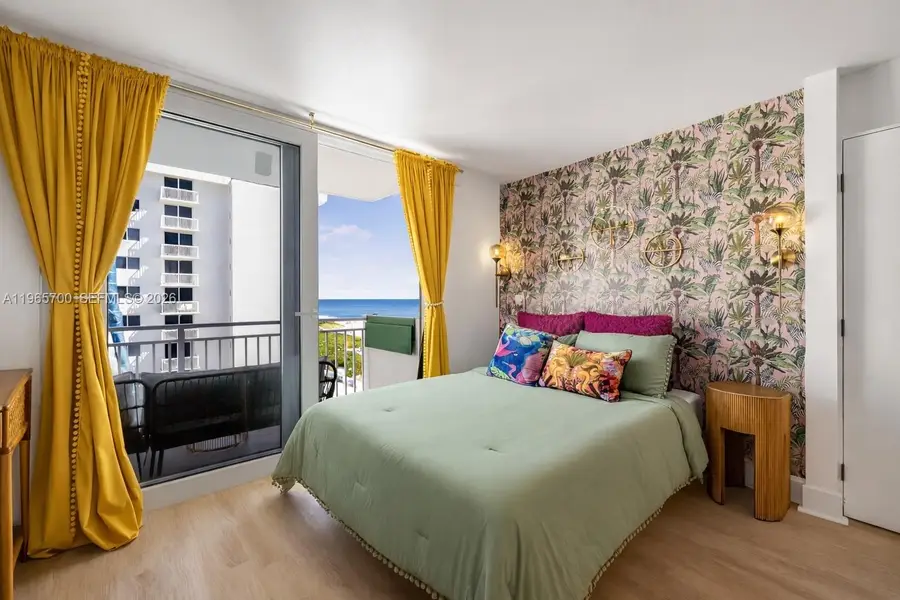345 Ocean Dr #718, Miami Beach, FL 33139 - #2