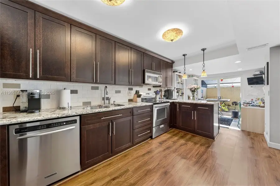 8733 Cleary Blvd, Plantation, FL 33324 - #2