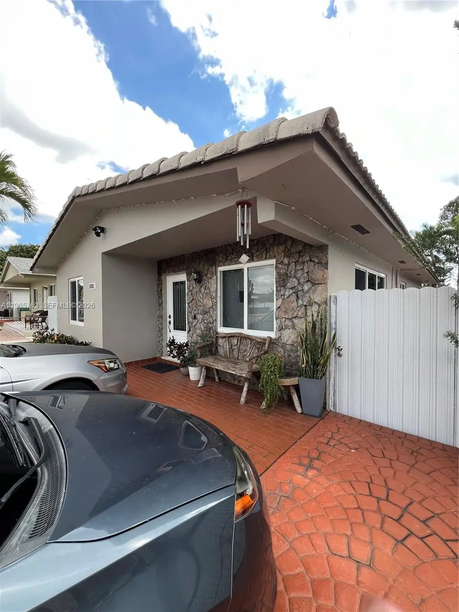 10382 SW 25th St, Miami, FL 33165 - #1