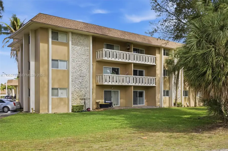 7400 Miami Lakes Dr #D205, Miami Lakes, FL 33014 - #3