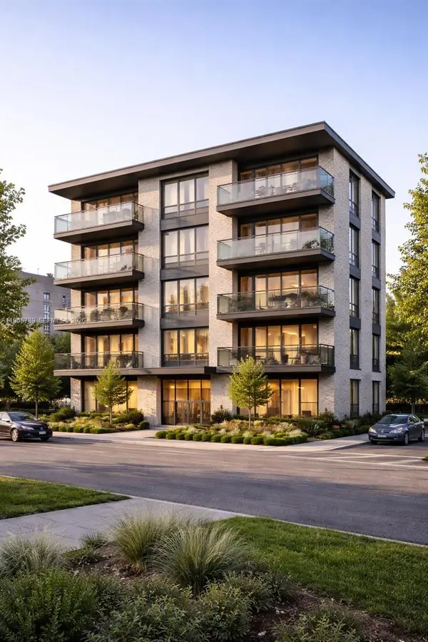 1946 Madison St, Hollywood, FL 33020