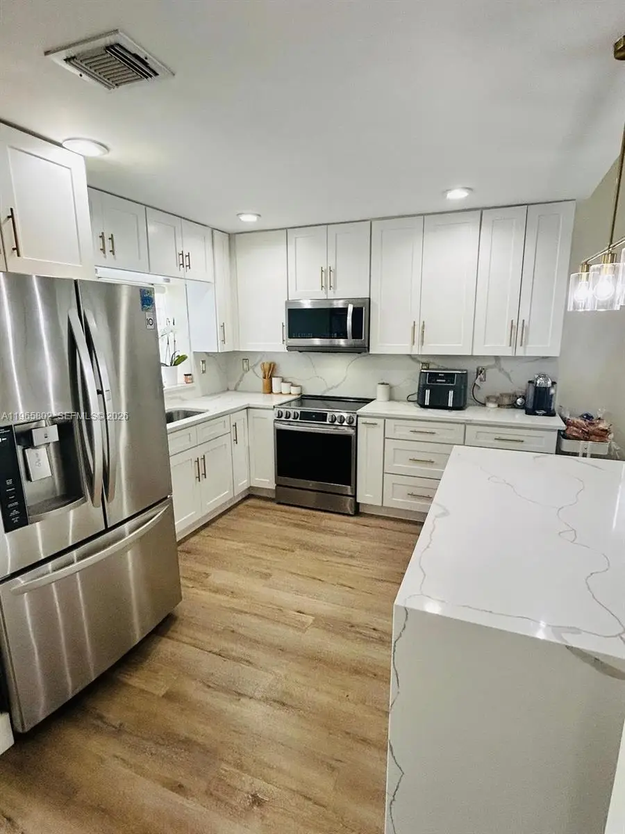 7342 NW 38th Pl, Coral Springs, FL 33065 - #3