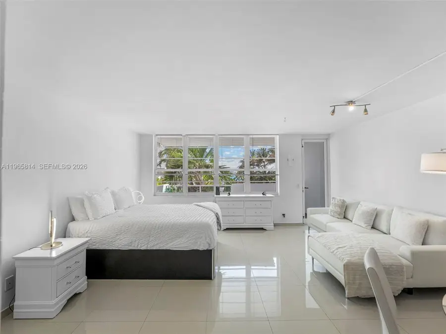 100 Lincoln Rd #417, Miami Beach, FL 33139 - #2