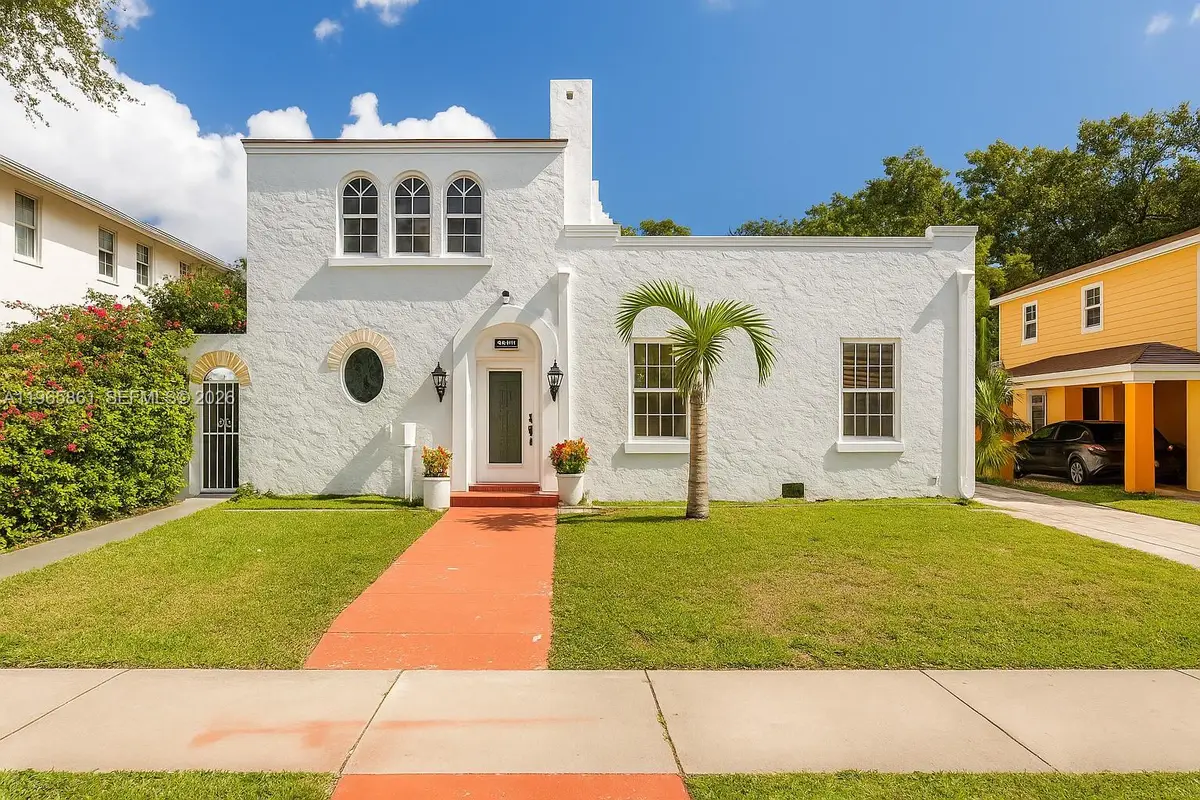 1545 NW 8th Ter, Miami, FL 33125 - #1