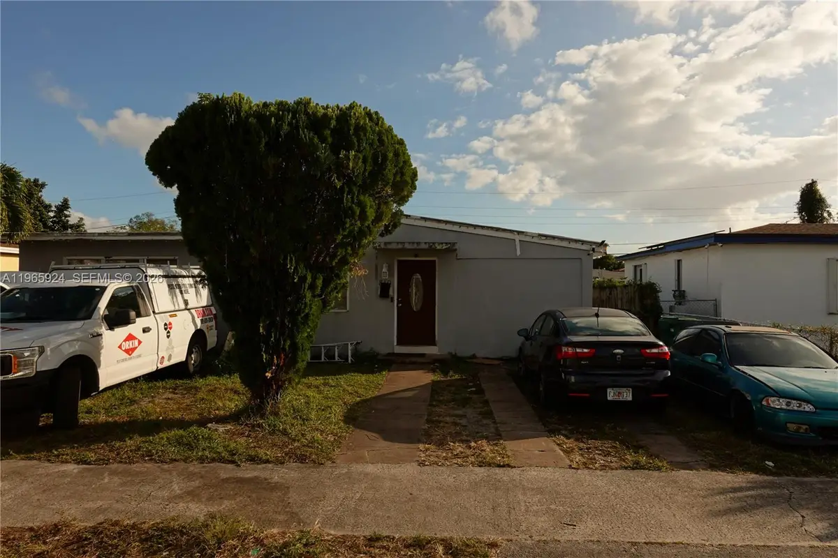 810 NW 84th Ter, Miami, FL 33150 - #1