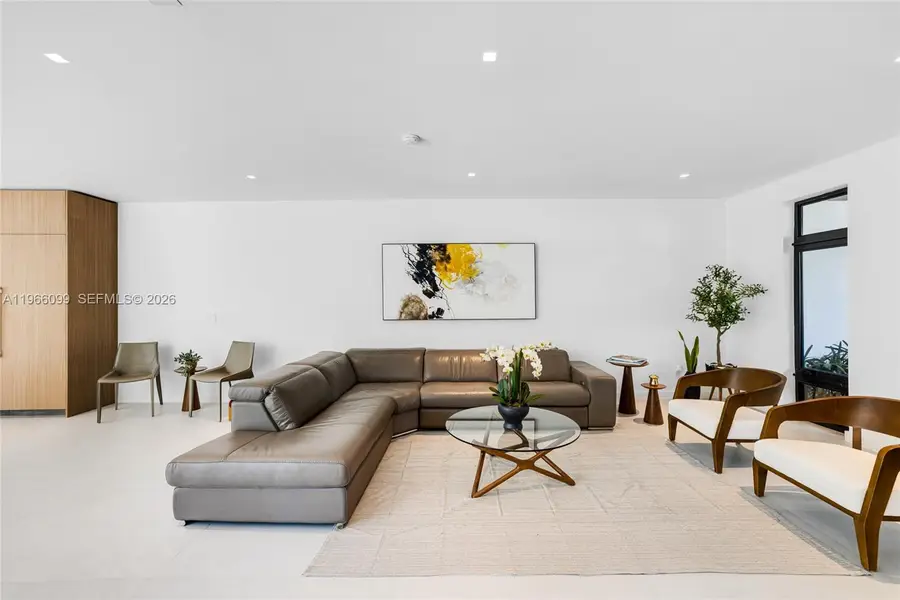 300 NE 48th St, Miami, FL 33137 - #2