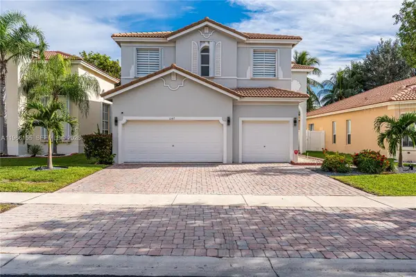 1147 NE 37th Place, Homestead, FL 33033