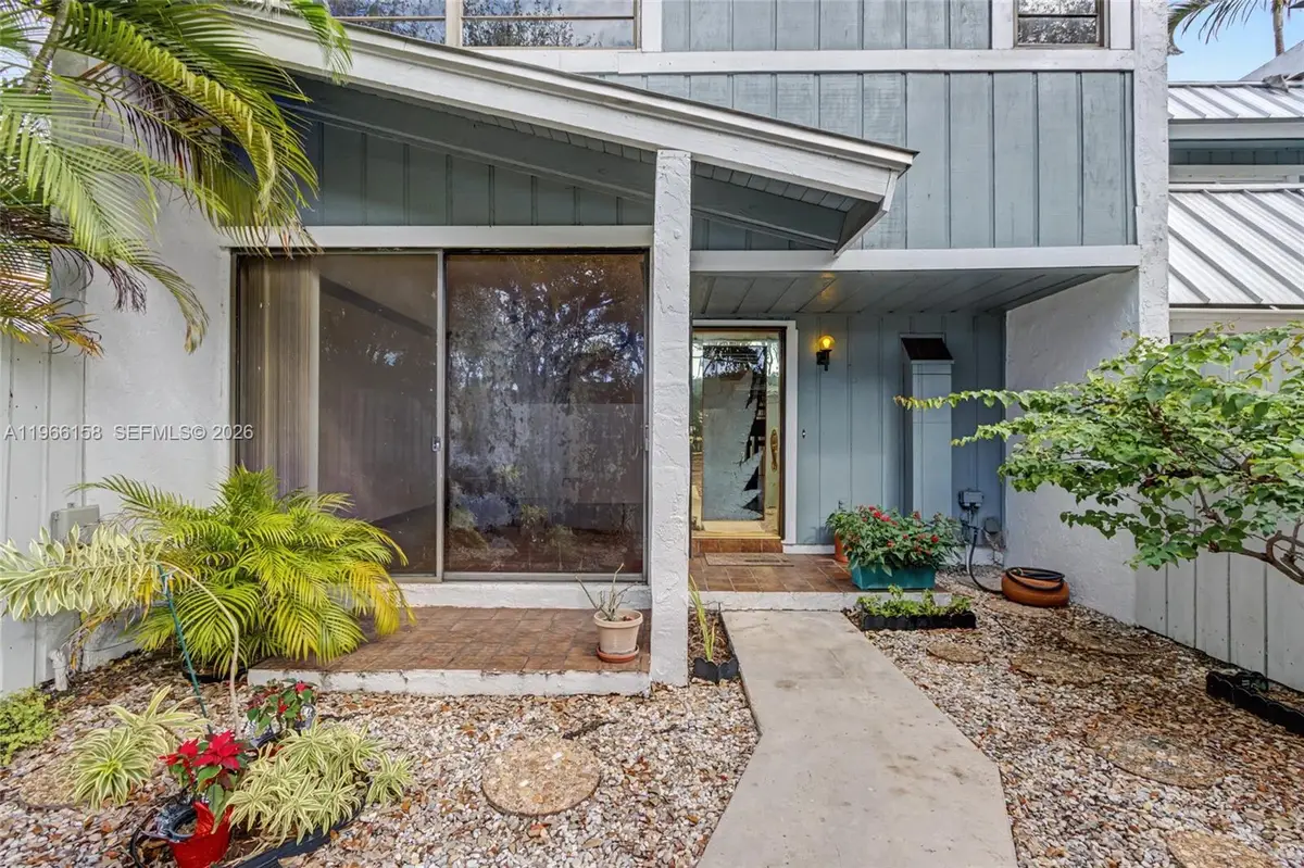 7123 SW 53rd Ln, Miami, FL 33155 - #1