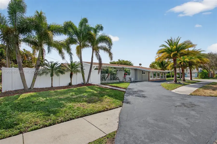 268 SE 8th Ave, Deerfield Beach, FL 33441 - #2