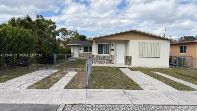 9221 SW 39th St, Miami, FL 33165 - #1