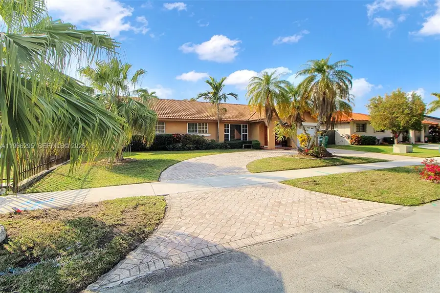 3420 SW 111th Ave, Miami, FL 33165 - #2