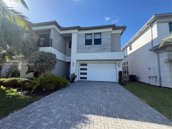17197 Teton River Rd, Boca Raton, FL 33496