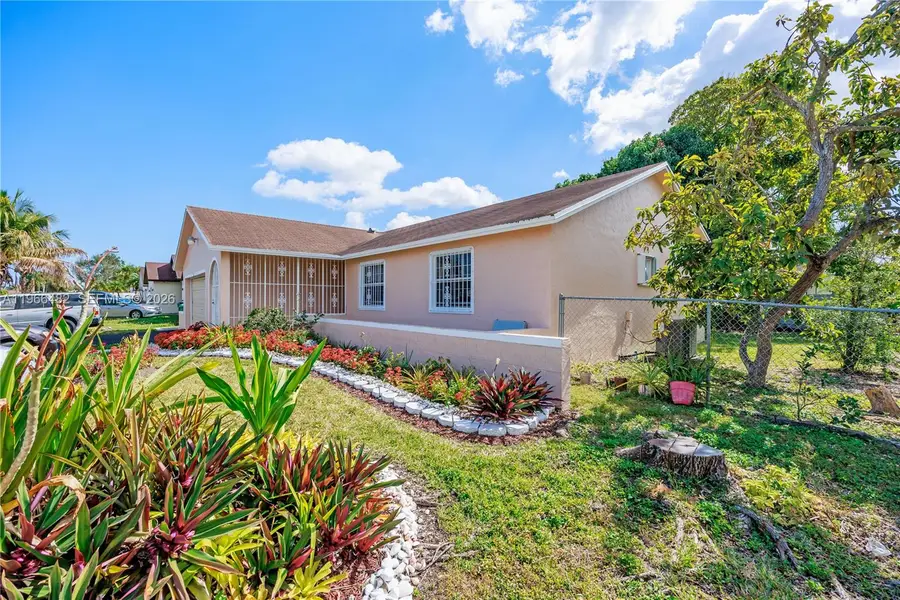 13872 SW 285th St, Homestead, FL 33033 - #2