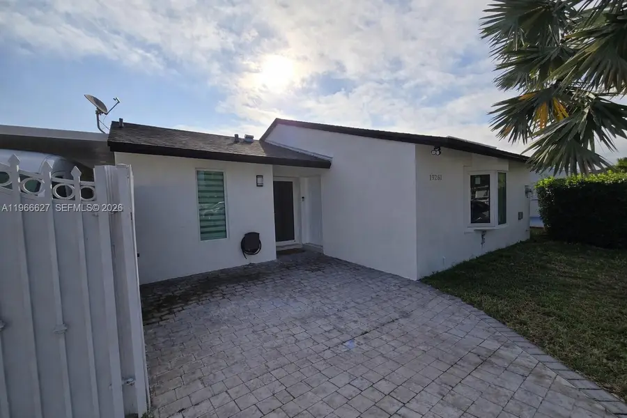 19261 SW 118th Ct, Miami, FL 33177 - #3