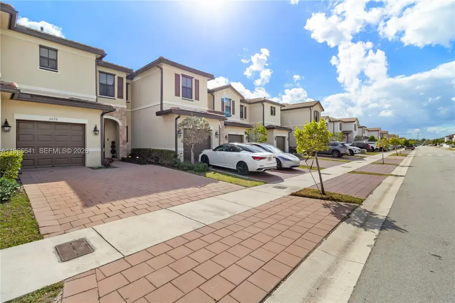 3226 W 108th St, Hialeah, FL 33018 - #2