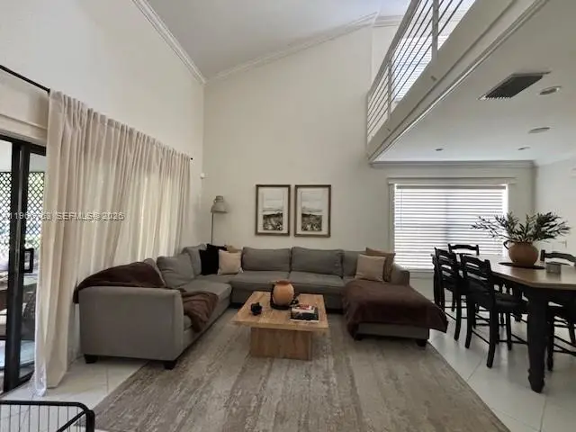 6183 Pine Tree Ln, Tamarac, FL 33319 - #3