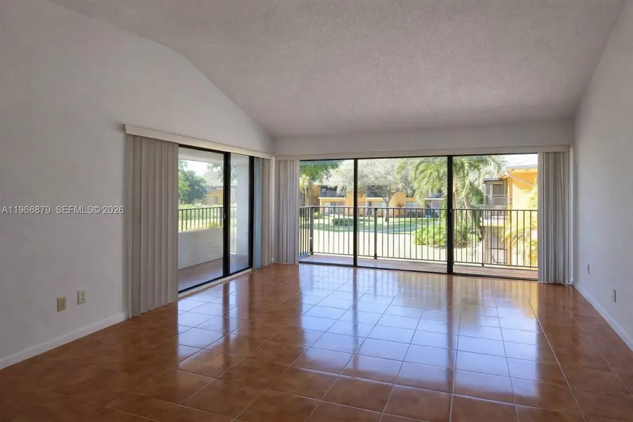 5821 Washington St #32, Hollywood, FL 33023 - #3