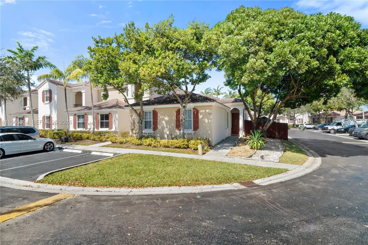 4217 NE 22nd Dr, Homestead, FL 33033 - #1
