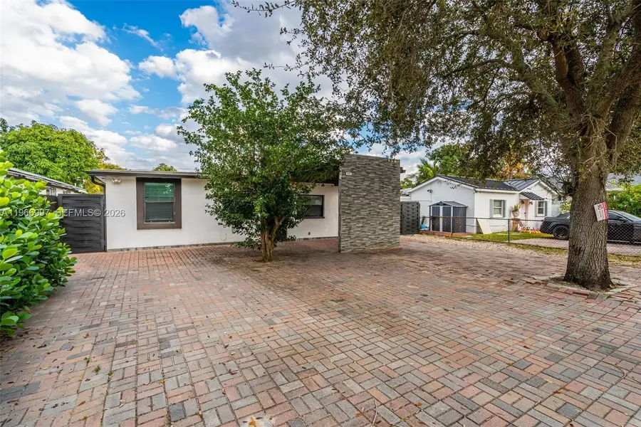 411 N 61st Ave, Hollywood, FL 33024 - #2