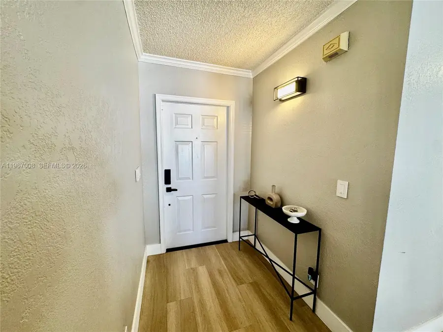 9411 NW 55th St, Sunrise, FL 33351 - #2