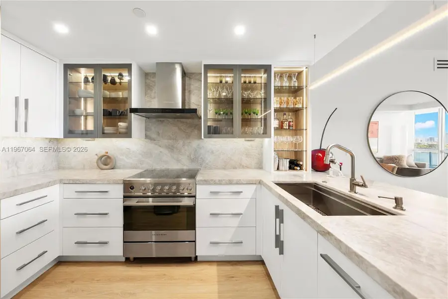 540 West Ave #911, Miami Beach, FL 33139 - #3