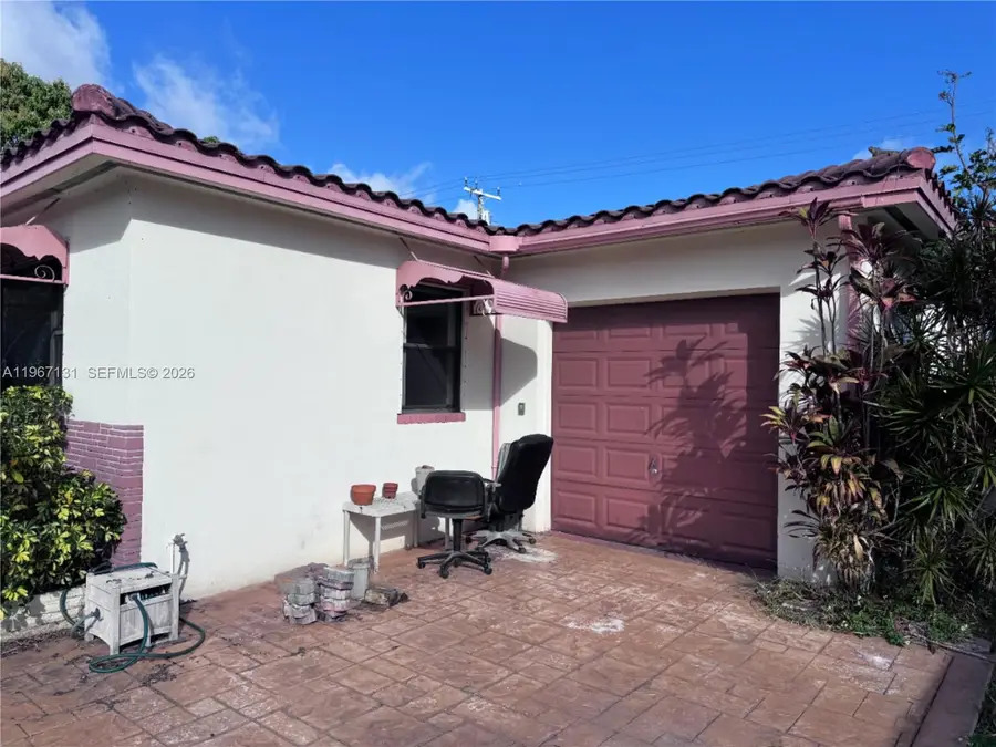 29-33 SE 4th St, Dania Beach, FL 33004 - #2