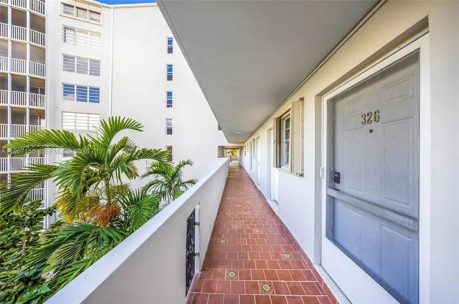 1750 NE 191st St #326-4, Miami, FL 33179 - #2