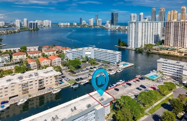 3849 NE 169th St #412, North Miami Beach, FL 33160