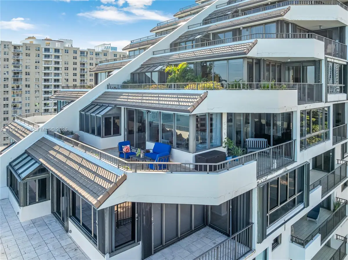 520 Brickell Key Dr #A1506, Miami, FL 33131 - #1