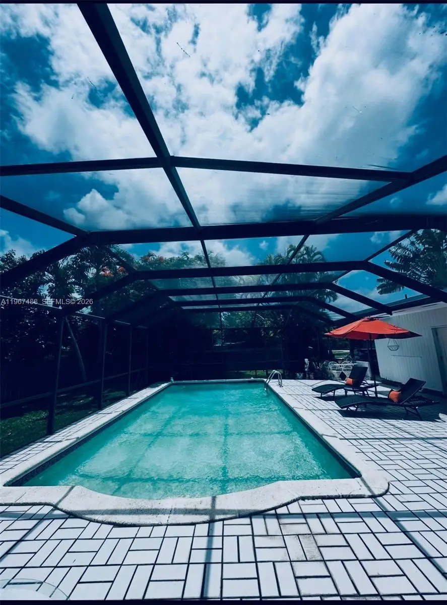 9260 SW 176th St, Palmetto Bay, FL 33157 - #1