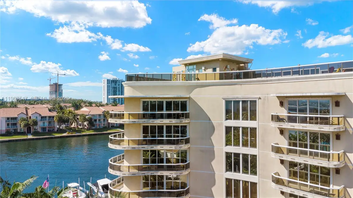 12 Seacrest Pkwy #3, Hollywood, FL 33019 - #1
