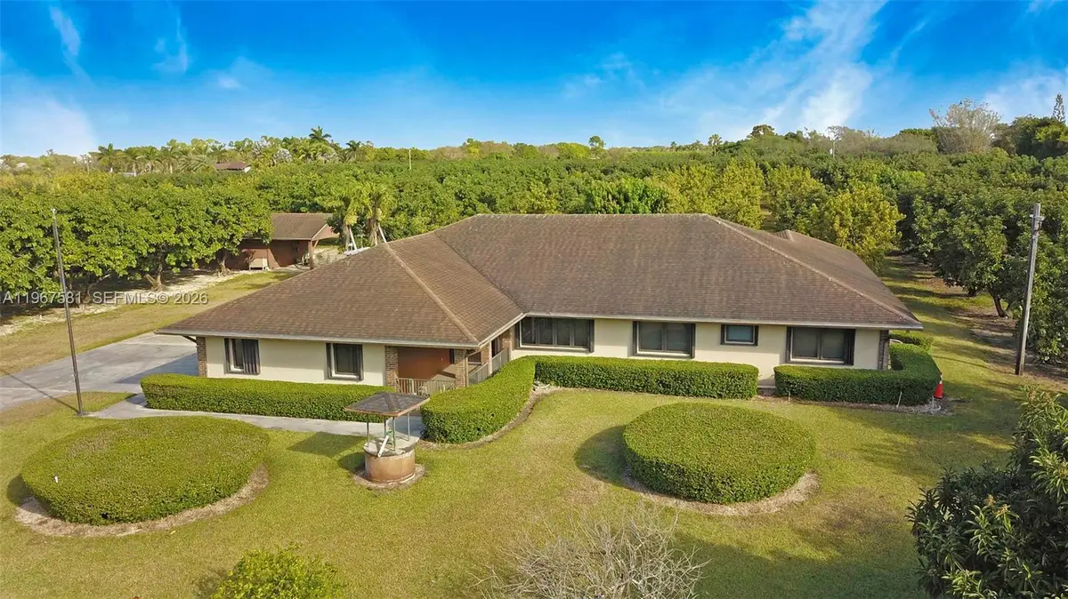 19285 SW 272nd St, Homestead, FL 33031 - #1