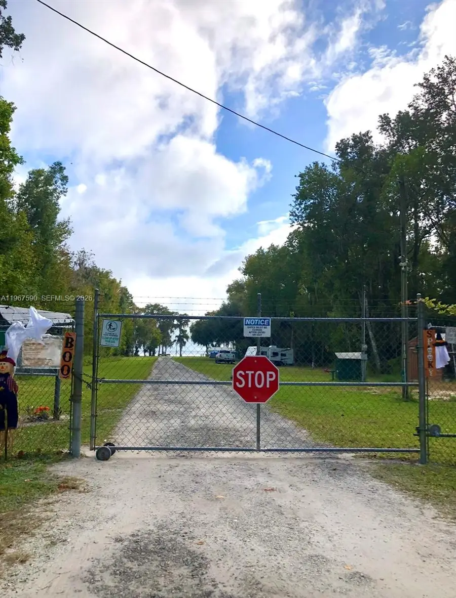 216 Marie Ave, Georgetown, FL 32139 - #3
