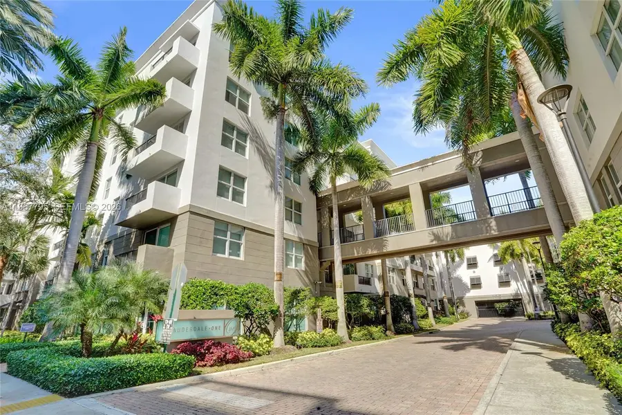 2421 NE 65th St #202, Fort Lauderdale, FL 33308 - #2