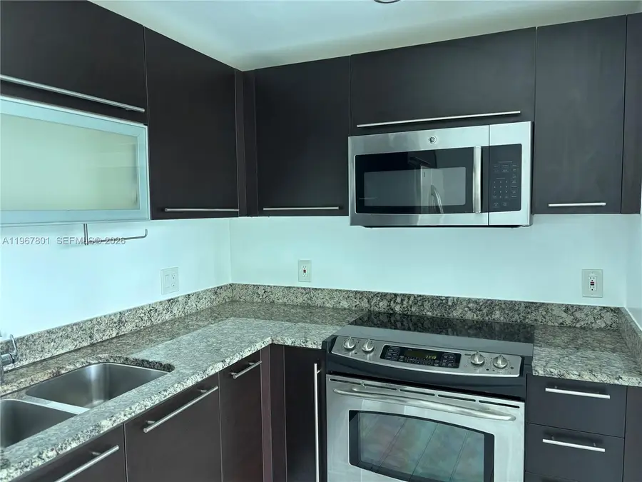 950 Brickell Bay Dr #2007, Miami, FL 33131 - #3