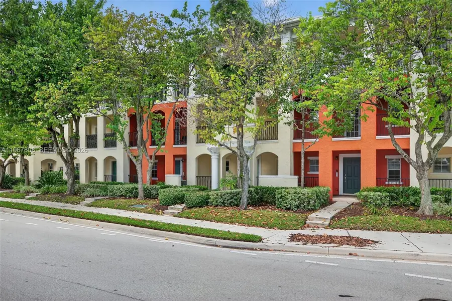 704 SW 1st Ave, Pompano Beach, FL 33060 - #3