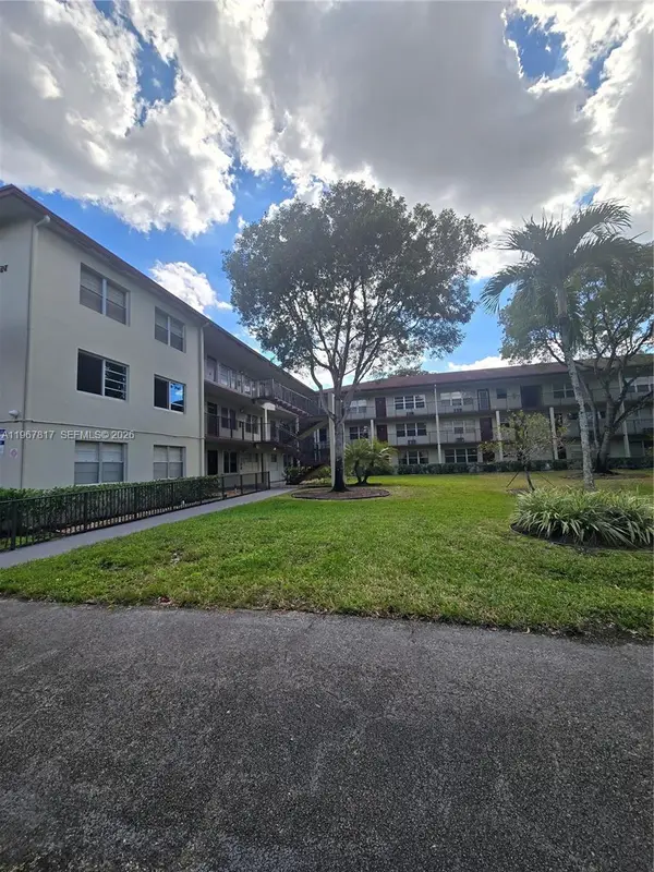 13500 SW 1st St #202U, Pembroke Pines, FL 33027