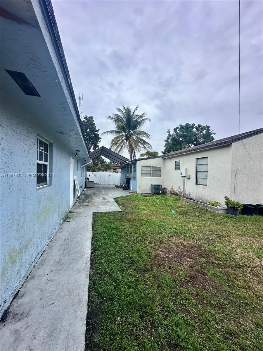 6848 SW 38th St, Miami, FL 33155 - #3