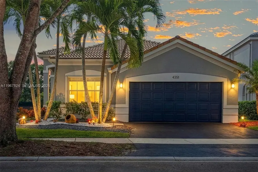 4351 Foxtail Ln, Weston, FL 33331 - #3