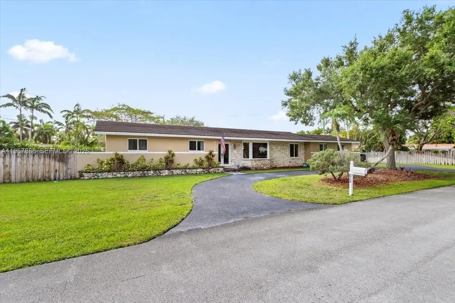 9750 SW 143rd Dr, Miami, FL 33176 - #2