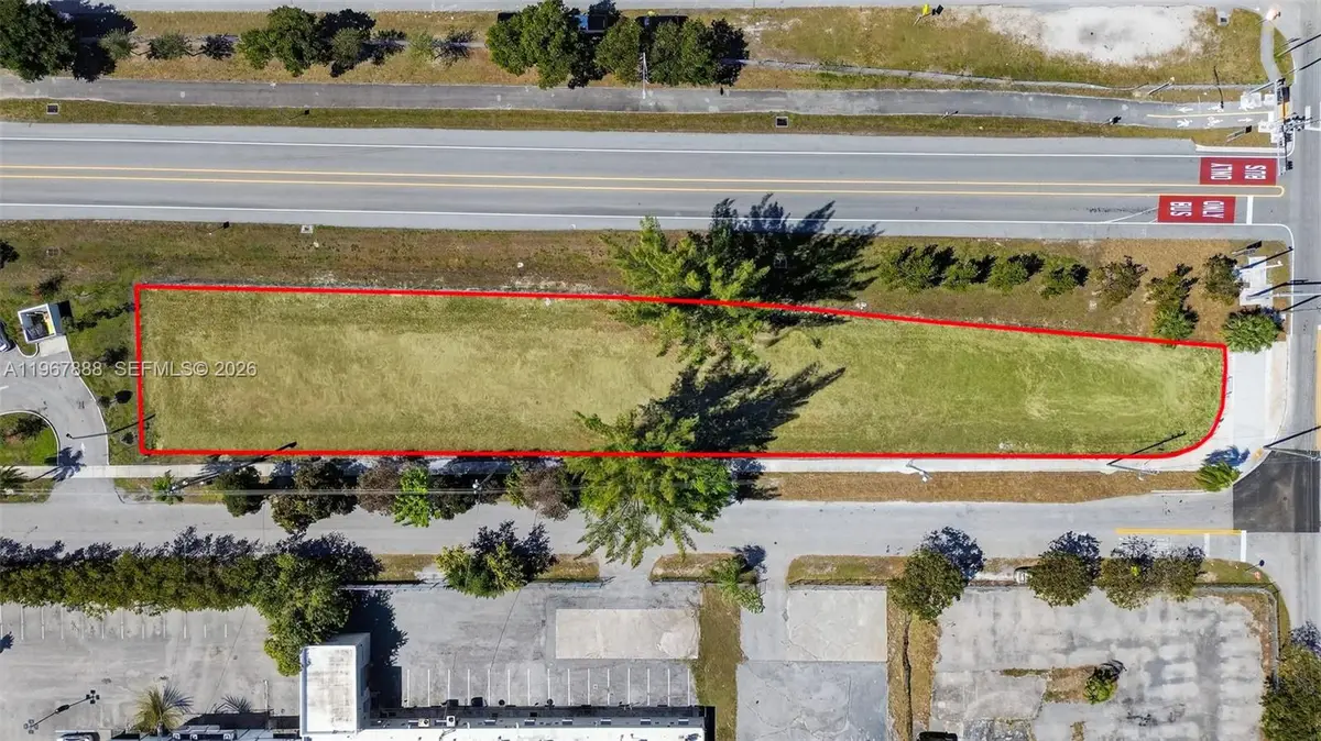 28,000 Square Feet Of Vacant Land Available For Sale, Palmetto Bay, FL 33157 - #1