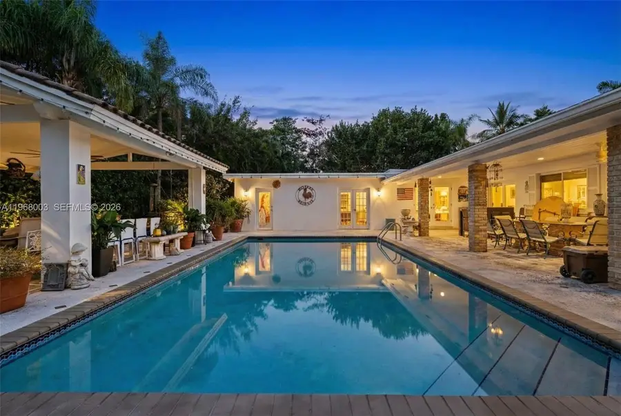 11220 SW 67th Ave, Pinecrest, FL 33156 - #2