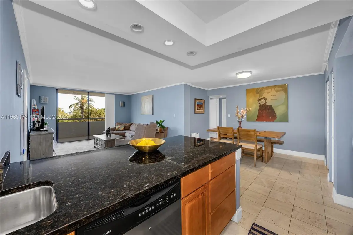 7300 Wayne Ave #405, Miami Beach, FL 33141 - #1