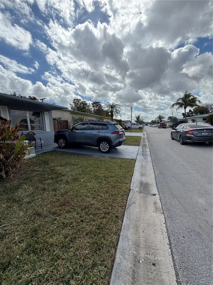 1170 NW 66th Ter, Margate, FL 33063 - #3