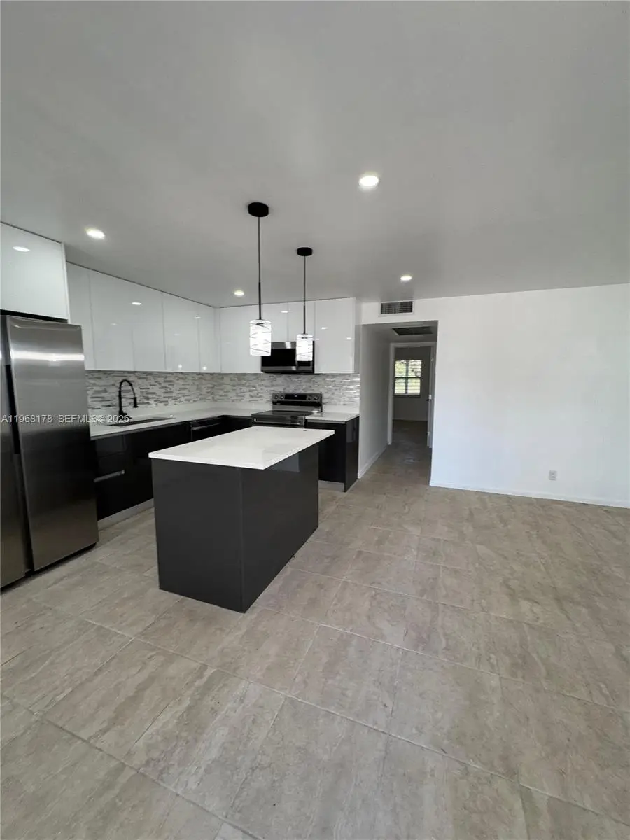 1039 Newport Dr #H, Deerfield Beach, FL 33442 - #3