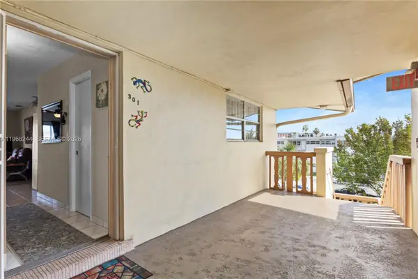 16750 NE 14th Ave #301, Miami, FL 33162