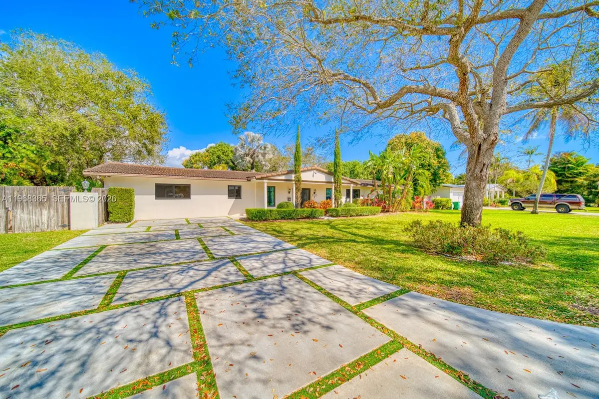 8245 SW 149th Dr, Palmetto Bay, FL 33158 - #1