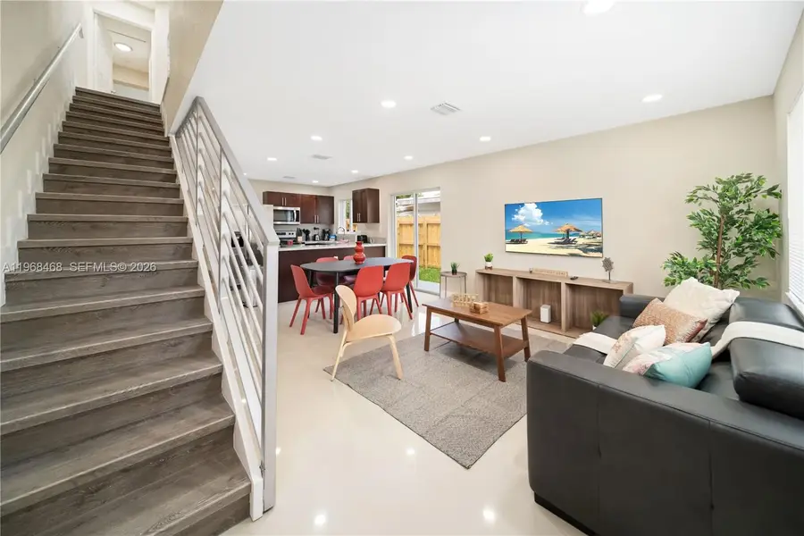 1185 NE 111th St, Miami, FL 33161 - #2